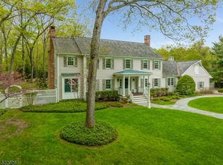 40 Longview Rd, Lebanon, NJ 08833