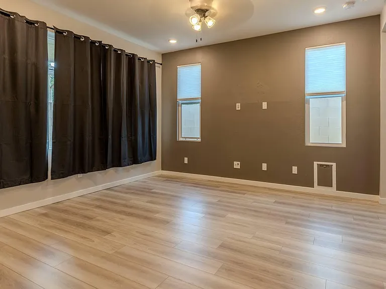 1111 W Diamondback Dr — Photo 26