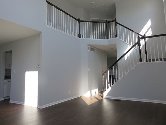 3rd image of 21017 W Bloomfield Dr