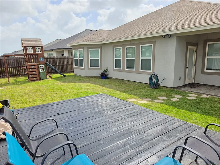 4129 Karo Dr — Photo 34