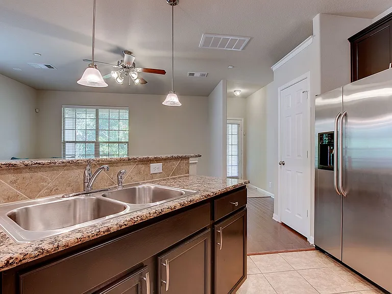 1310 Parmer Ln #303-3B — Photo 14