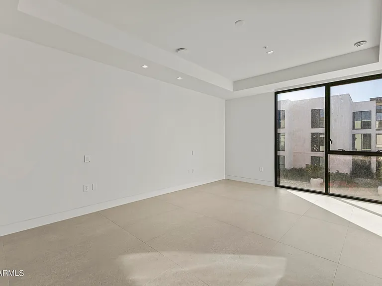 6587 N Palmeraie Blvd #2021 — Photo 17