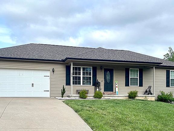 2nd image of 556 N Donna Dr