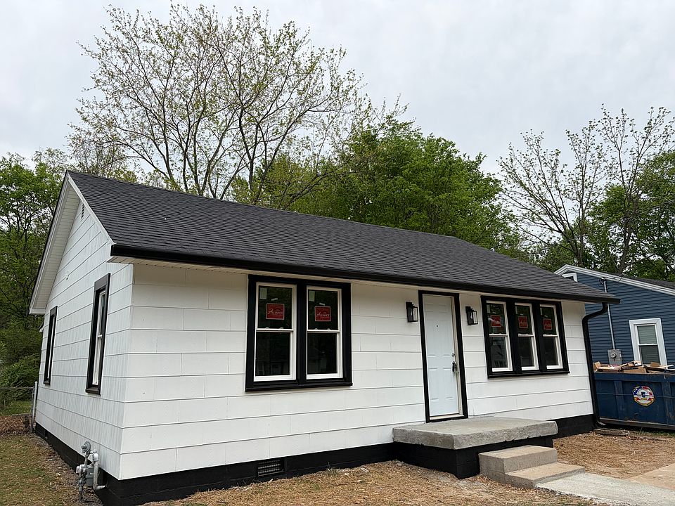 1st image of 152 N Kentucky Ave