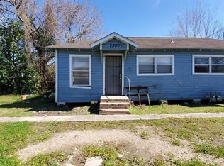 2300 Hutton St #1/2, Houston, TX 77026