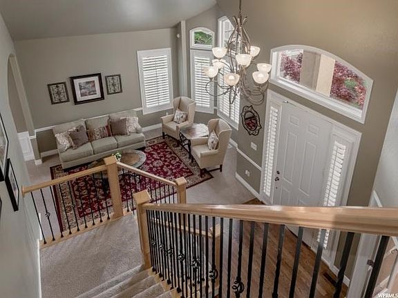 3rd image of 1438 E Vine Meadow Cir