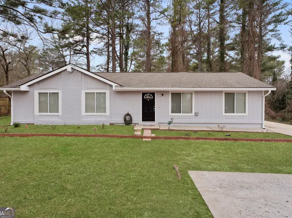 9021 Hurst Ct, Jonesboro, GA 30238