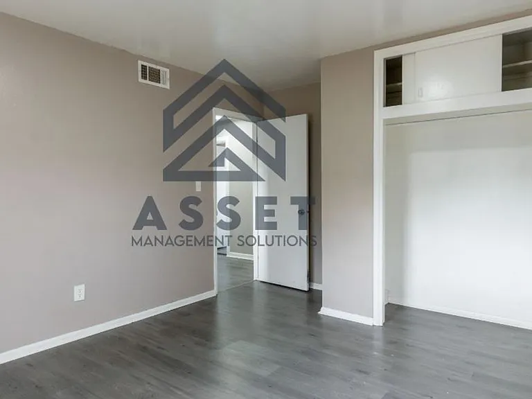 2208 SW 61st Ter — Photo 16