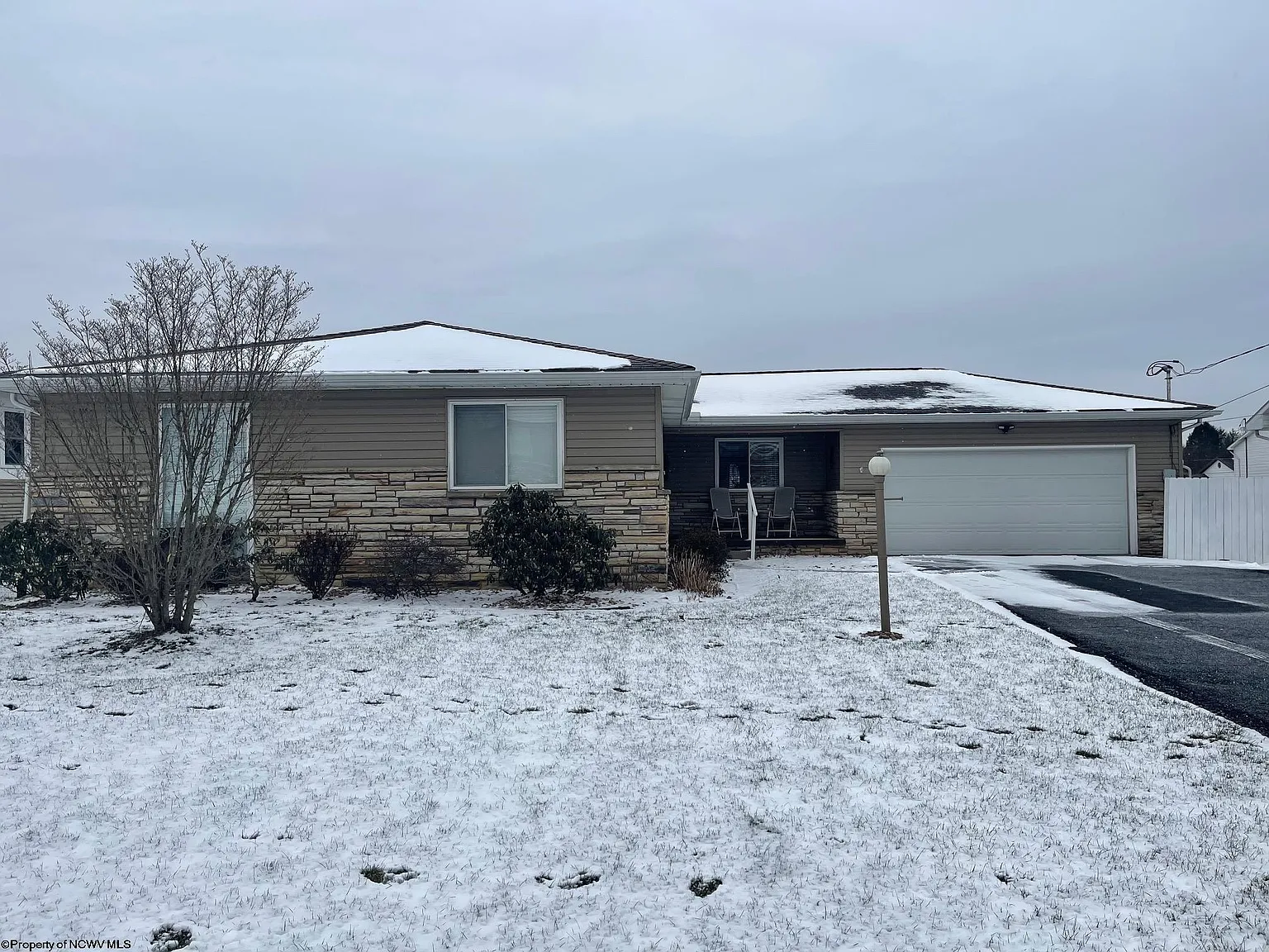 102 Linda Ln photo 1