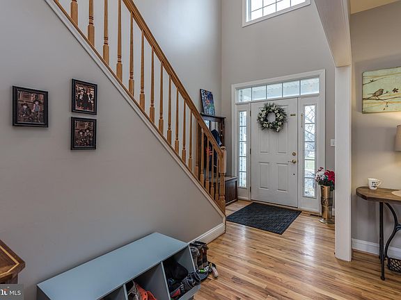 5th image of 105 Plankwood Ct