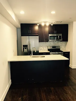 Rented by Really NY LLC | media 23