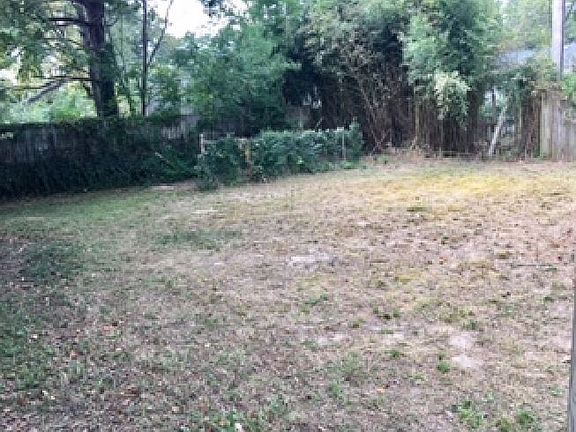 4th image of 3800 Norris Ave