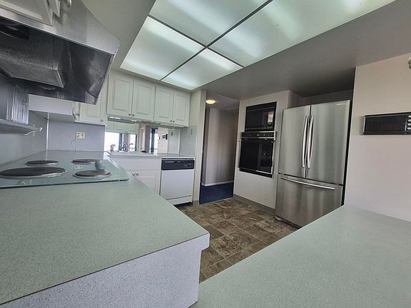 2nd image of 317 N State St APT 306
