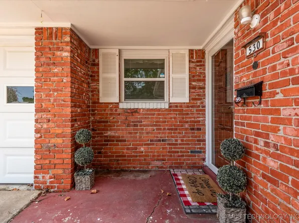 530 Sooner Rd, Bartlesville, OK 74003