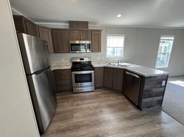 41 Anchor Rd #Bv41, Springfield, IL 62707