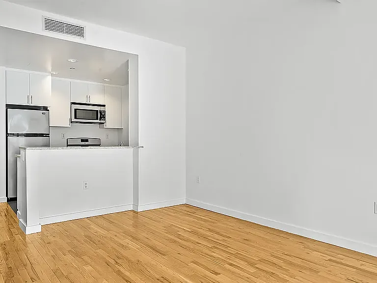 620 W 143rd St #A — Photo 3