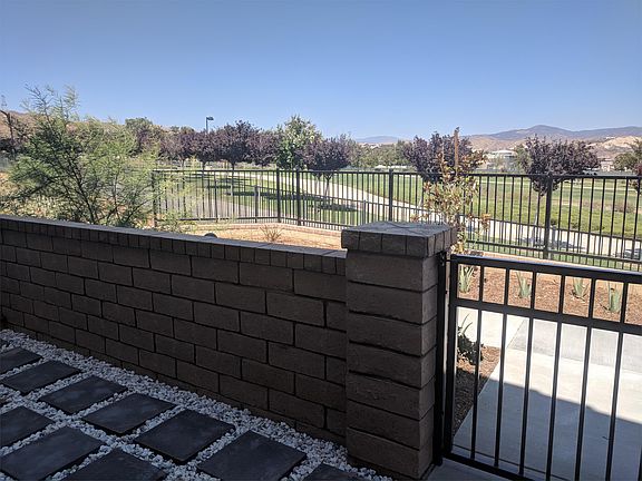4th image of 28742 Jardineras Dr #1