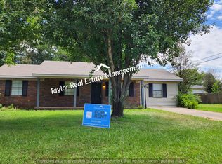50 Holt Ct, Florence, AL 35634
