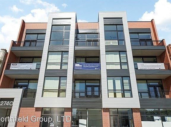 2nd image of 2740 W North Ave Unit 402
