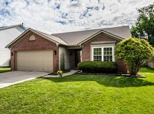 7061 N Lyndhurst Xing, McCordsville, IN 46055