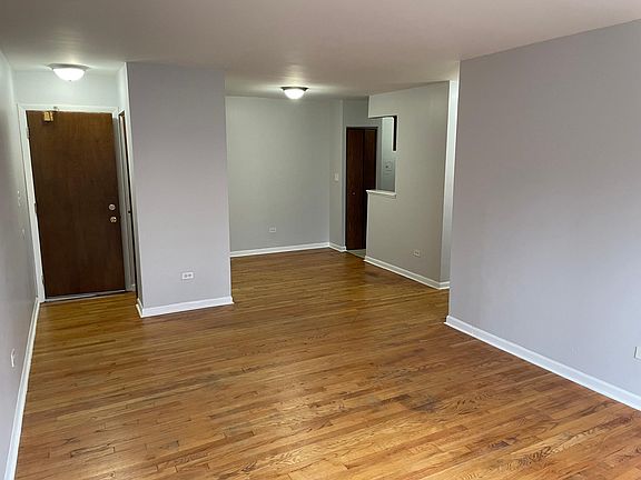 5th image of 1041 W Hollywood Ave #405