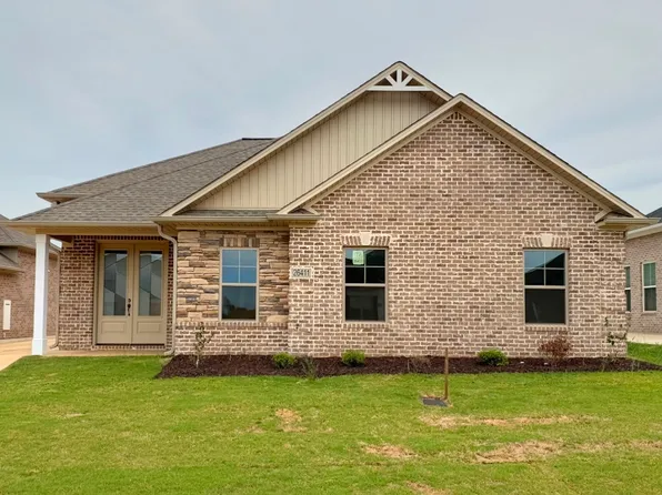 26411 Old Town Dr, Athens, AL 35613