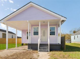 1320 Alabo St, New Orleans, LA 70117