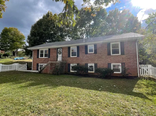 211 W McKee St, Greeneville, TN 37743