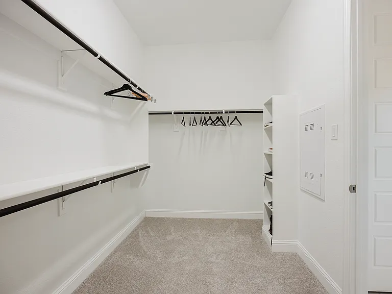 3216 Creek Meadow Dr — Photo 36