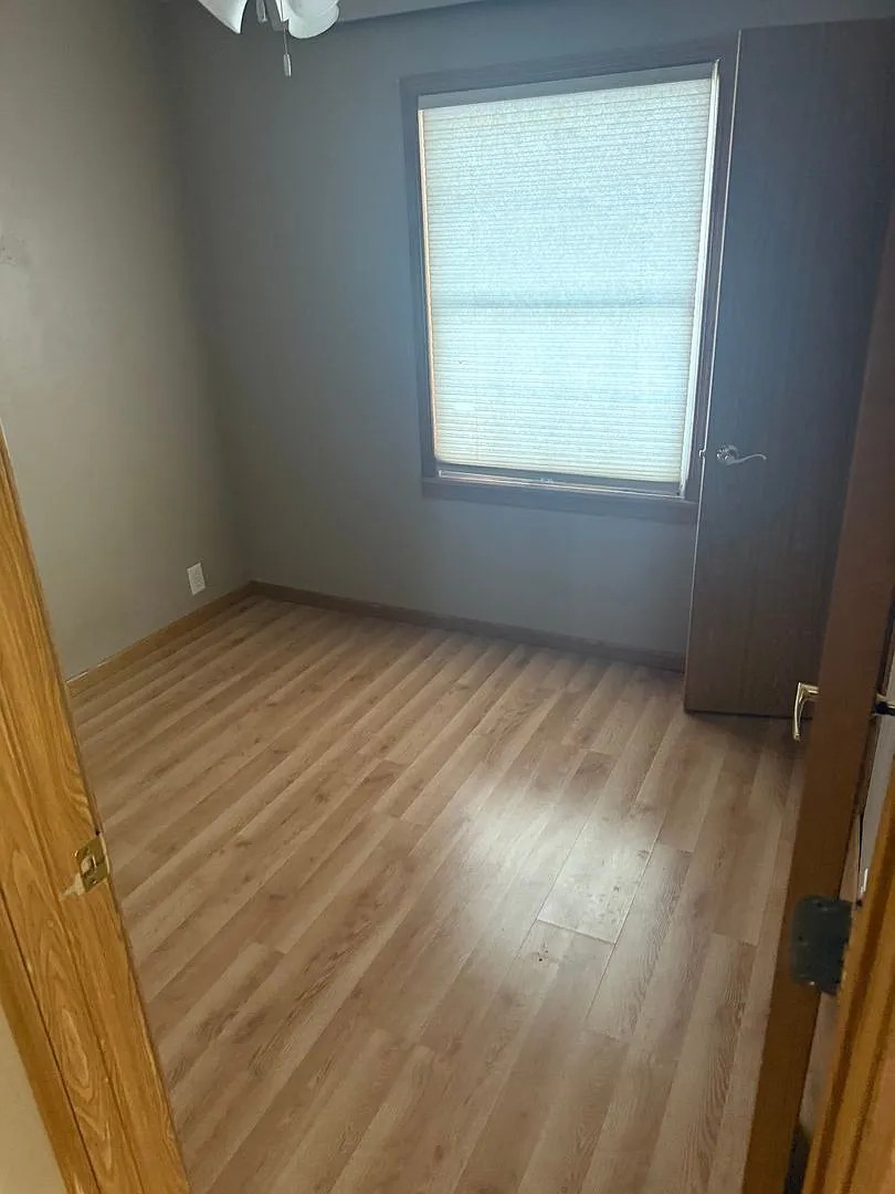2 bed 1 bath house — Photo 3