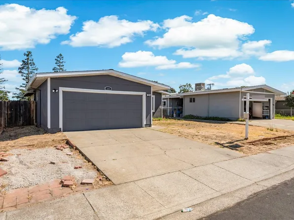 155 El Cerrito Way, Vacaville, CA 95688
