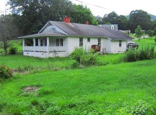 486 Upper Grassy Branch Rd, Asheville, NC 28805