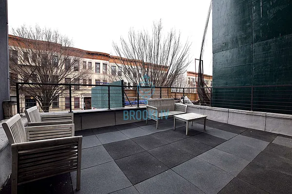 Rented by null | media 34