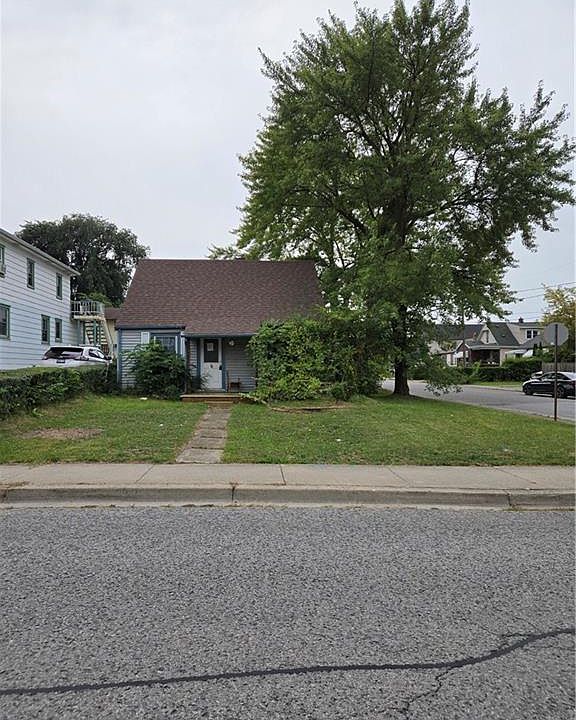 1st image of 5406 McRae St