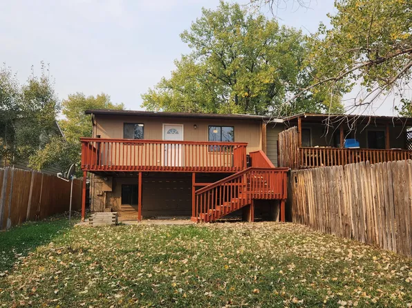1421 Ridgeway Ave, Sheridan, WY 82801