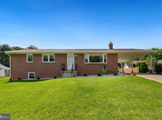 10725 E Crestview Ln, Laurel, MD 20723