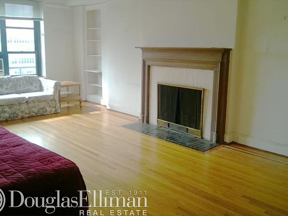 1st image of 235 W 22nd St APT 7R