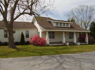 319 Newport Loop Rd, Newport, NC 28570