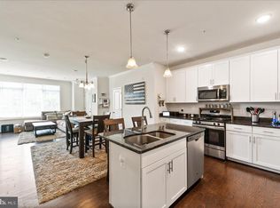 1020 Ribbon Limestone Ter SE, Leesburg, VA 20175