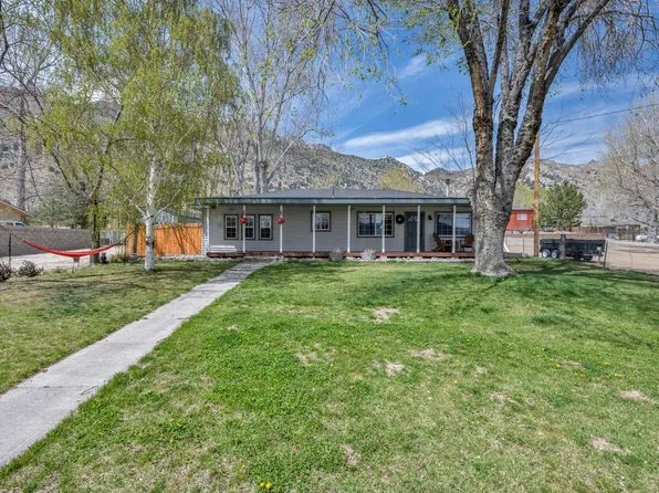 114895 Us Highway 395, Topaz, CA 96133