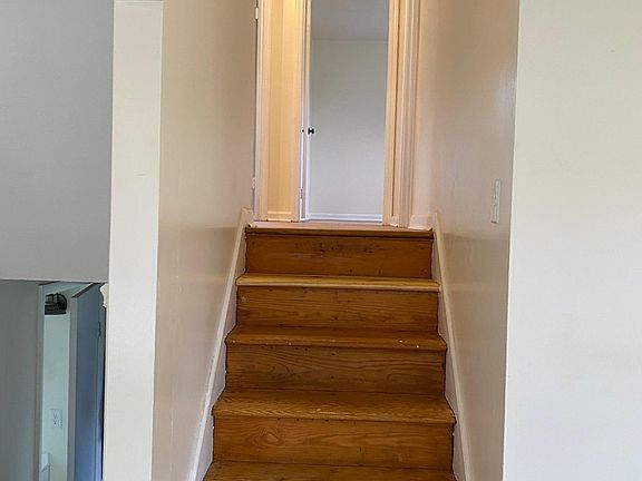 4th image of 8202 Gloxinia Dr