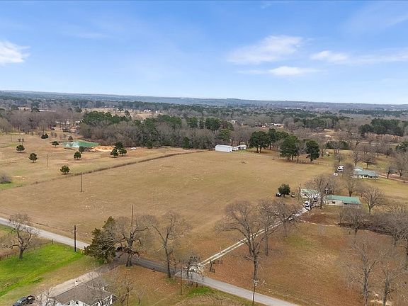 3rd image of 20995 County Road 189 N