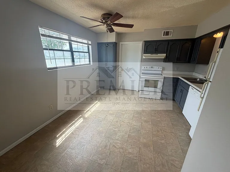 300 W Montgomery St #1 — Photo 5