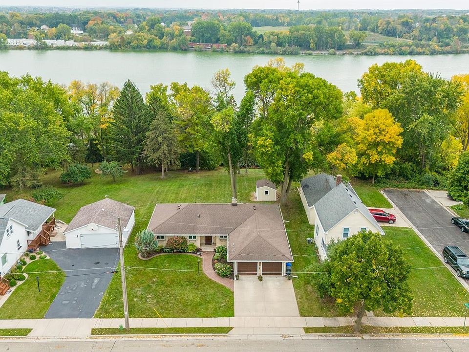 711 Bluff Ave, Little Chute, WI 54140 MLS 50281891 Zillow
