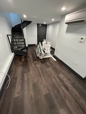 Rented by Delmark Realty LLC | media 61