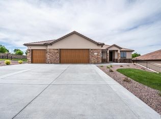 1840 Palazzo Ln, Pueblo, CO 81001