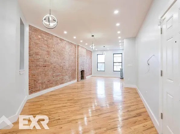 88 Clinton Avenue image 1 of 10