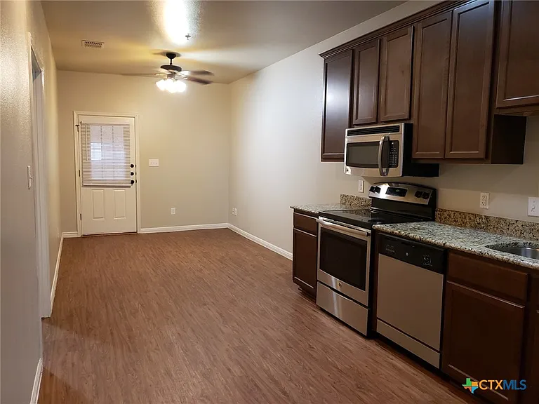 165 S Guadalupe St #214 — Photo 3