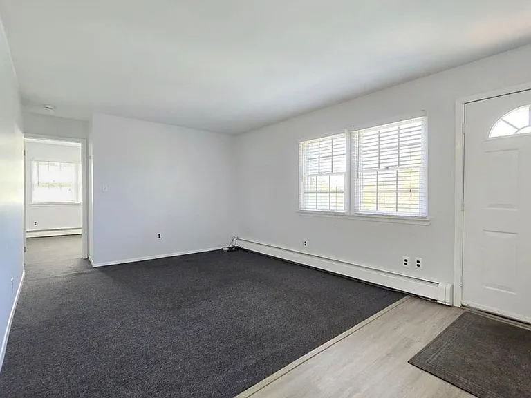 3 Martin Pl #2 — Photo 6