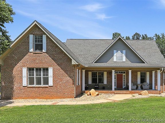 2nd image of 652 Gilliam Rd